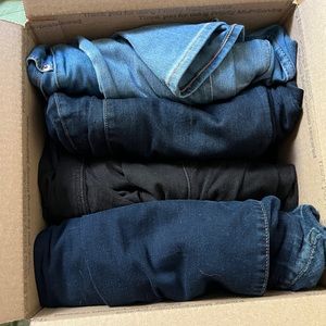 MYSTERY BOX - Plus size 24/3X Denim - 4 items